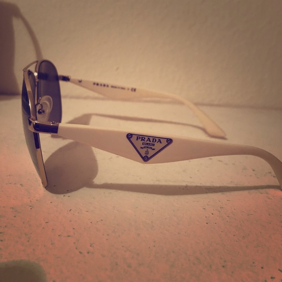 Sunglasses - Picture 1 of 3